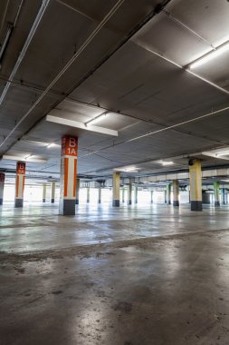 Otopark garaj iç, endüstriyel yapı, boş yer altı p
