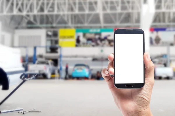 boş ekran cep telefonu tutan el