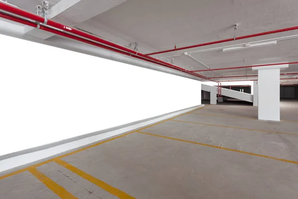 Пустой рекламный щит с пустой гараж подземный интерьер — стоковое фото