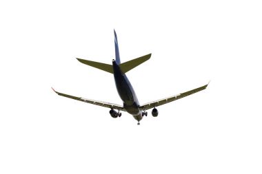 Yolcu uçağı beyaz arkaplanda izole edildi.