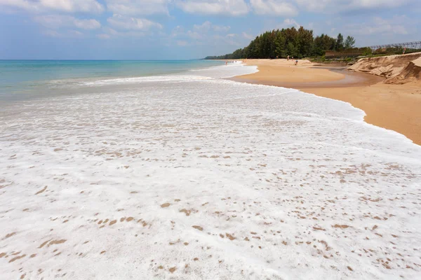 Tropical andaman seascape scenic off sandy beach phuket thailand — Stock Photo, Image
