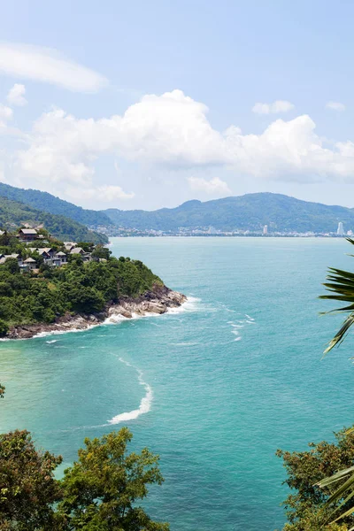 Bela paisagem vista montanha e mar andaman . — Fotografia de Stock