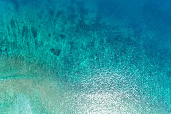 Krásný oceán mořský povrch z Drone letecký pohled shora dolů — Stock fotografie