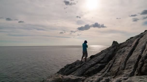 Timelapse Vista Pessoas Que Pescam Penhasco Phuket Tailândia — Vídeo de Stock