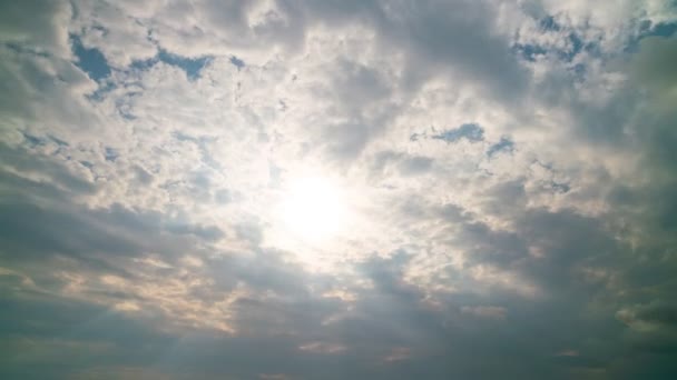 4K时间流逝的云彩在天空中飘扬 — 图库视频影像