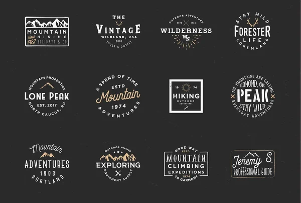 Conjunto de emblemas de expedição de montanha, rótulos de aventura. Vintage retro tipografia design — Vetor de Stock