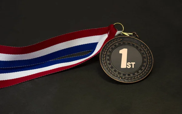 1. pozycja Medal Widok z bliska z uszczelką wewnątrz zwycięskiej koncepcji — Zdjęcie stockowe