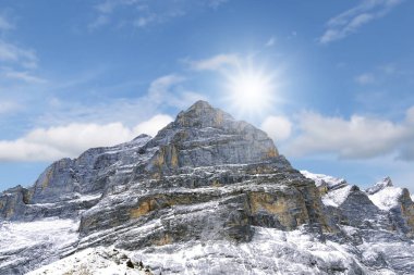 Alp dağlarında kış