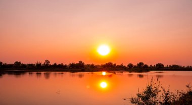 Güzel manzara günbatımı