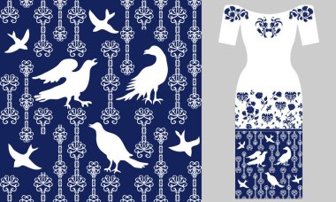 Mavi ve beyaz çiçek model Damask öğeleri ve güller. 