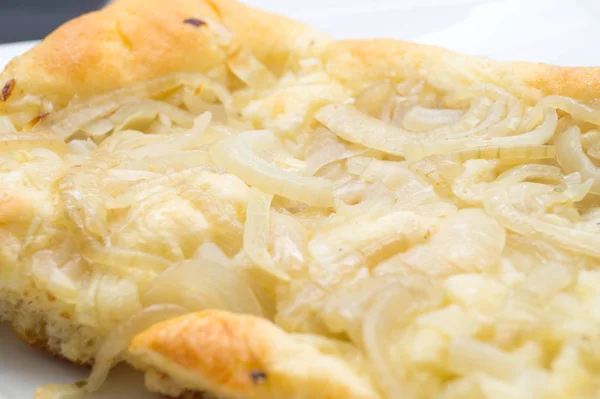 Focaccia Con Cebollas Plato — Foto de Stock