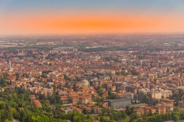 bergamo Panoraması gün batımında