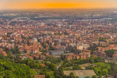 bergamo Panoraması gün batımında