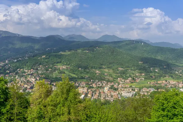 Panorama Miasta Bergamo Wiosnę — Zdjęcie stockowe