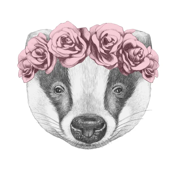 獾与头部的花环的肖像 — 图库照片