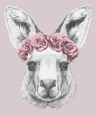 Kanguru portresi çiçek baş çelenk ile.