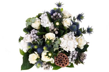 Güzel bir buket çiçek.