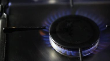 bir gaz sobası brülör alev