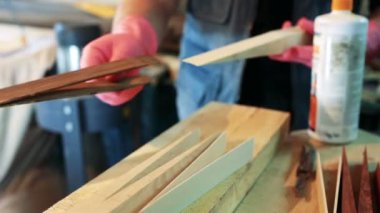 Woodworker tutkal kurullarına başvuru.