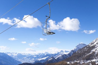 Parça ve teleferik ile Kayak Merkezi