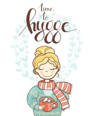 bir bardak içki olan kız. Zaman hygge için.