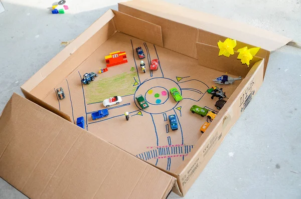 Masa oyunu tek başına karton