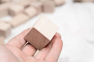 Doğal ahşap eğitim blokları