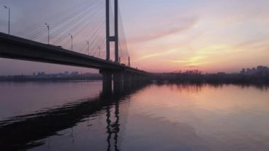 Kiev, Ukrayna'nın başkenti otomobil ve demiryolu Köprüsü