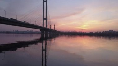 Kiev, Ukrayna'nın başkenti otomobil ve demiryolu Köprüsü