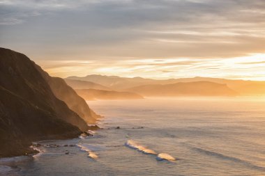 Sahilde güzel gün batımı