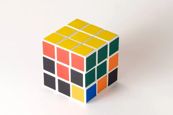 Rubik Kubus Witte Achtergrond Oplossing Reeks Fase Twee — Stockfoto