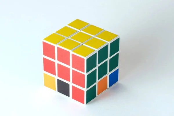 Rubik Kubus Witte Achtergrond Oplossing Reeks Fase — Stockfoto