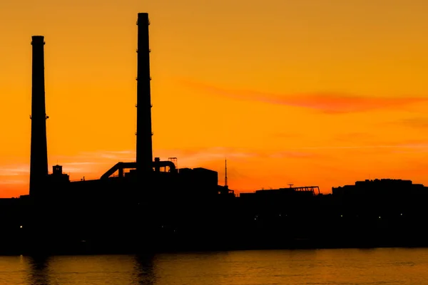 Evening Thermal Power Station Neva River Embankment Saint Petersburg Russia — Stock Photo, Image