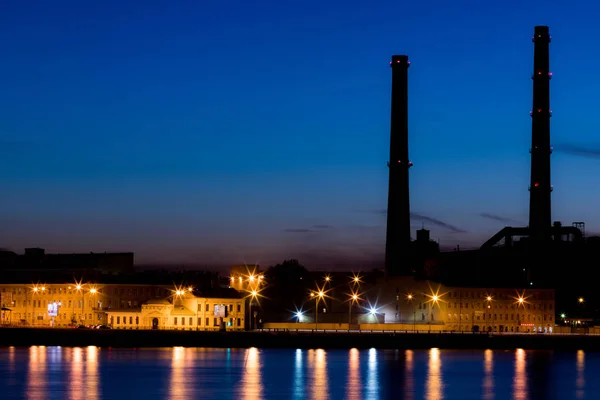 Evening Thermal Power Station Neva River Embankment Saint Petersburg Russia — Stock Photo, Image