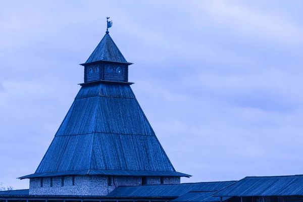 Kamenná Věž Nebo Věž Starobylého Nebo Starožitného Kremlinu Nebo Pevnosti — Stock fotografie