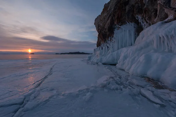 Icy Splashes Rock Dawn Light Winter Lake Baikal Kurminskiy Bay — Stock Photo, Image