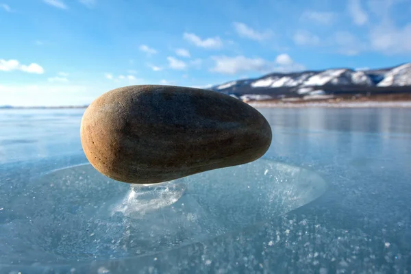 Pairando Subindo Pedra Pedra Perna Gelo — Fotografia de Stock