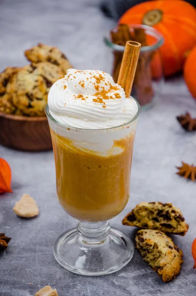 Pumpkin Latte Glass Spicy Cream Cinnamon Stick Gray Stone Background — Stock Photo, Image