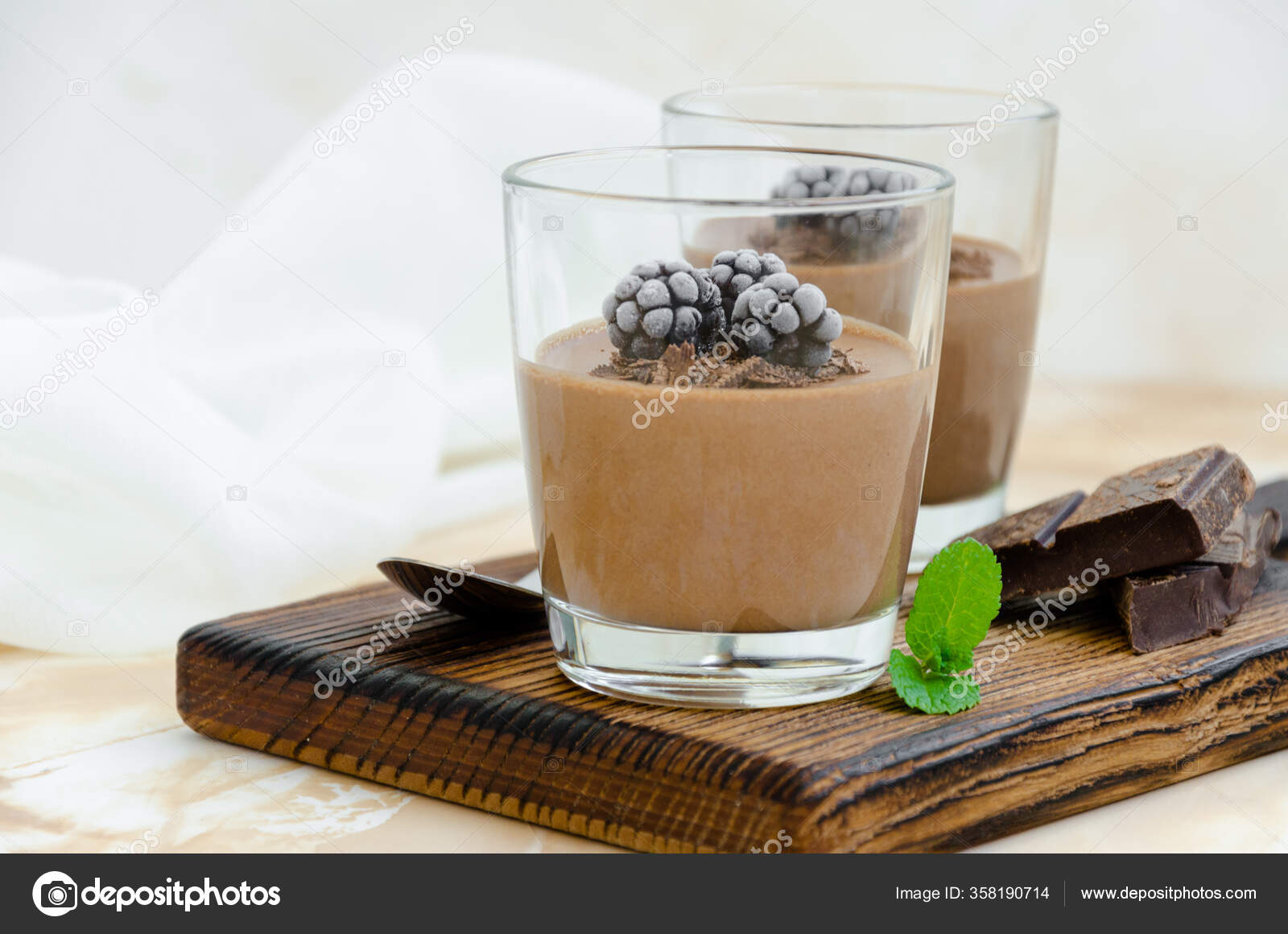 Hidangan Penutup Italia Chocolate Panna Cotta Mousse Cream Atau Pudding Stok Foto C Irina2511 358190714