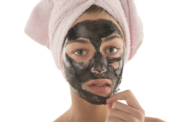 Czarna Maska Twarzy Piękna Dziewczyna Piętrzą Się Czarna Maska Pojęcie — Zdjęcie stockowe