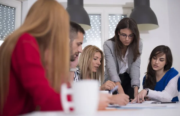 Colegas Trabajando Juntos Oficina Concepto Empresarial — Foto de Stock