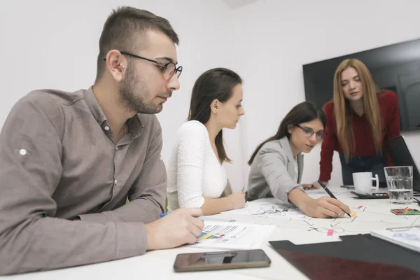 Grupo Empresarios Que Trabajan Juntos Oficina — Foto de Stock