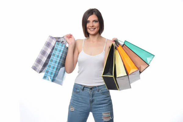 Mujer Sonriente Con Coloridas Bolsas Compras Aisladas Sobre Fondo Blanco — Foto de Stock