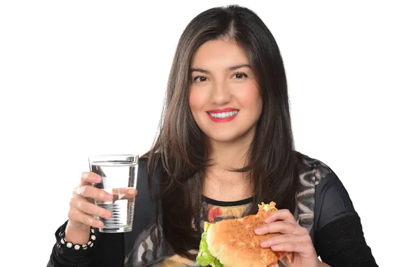 Portrait Une Jeune Fille Tenant Hamburger Verre Eau Sur Fond — Photo