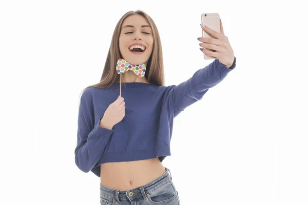 Schönes Mädchen Macht Selfie Mit Papierfliege — Stockfoto