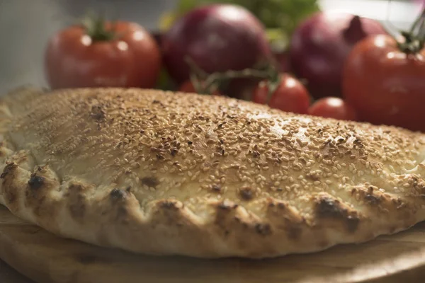 Velmi Horké Pizza Calzone Uzavřená Pizza — Stock fotografie