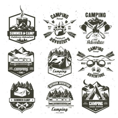 Kamp vintage logo seti, vektör monokrom illüstrasyonu