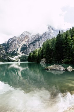 Dolomit Alp dağ gölü