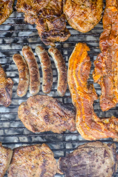 Barbekü et ve sığır eti