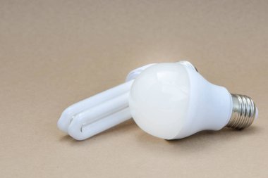LED ampul ve floresan ampul - aydınlatma teknolojisidir alternatif